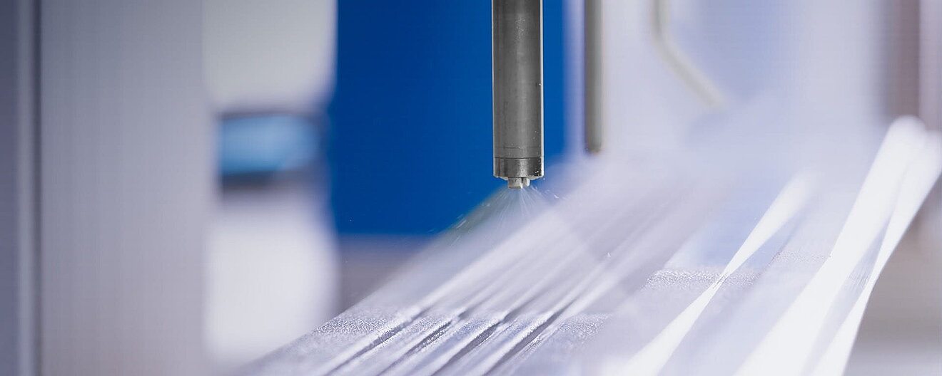 Impulse spray valve